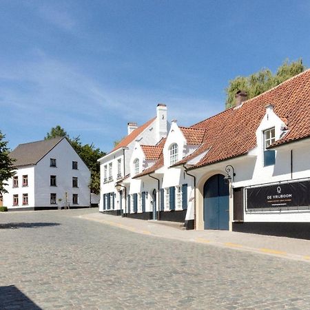B&B De Vrijboom Kruisem Bagian luar foto